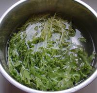 苦苣拌海带丝的做法步骤2