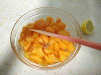 香草杏子果酱的做法步骤2