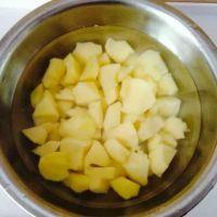 红烧土豆丸子的做法步骤2