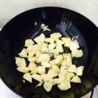 红烧土豆丸子的做法步骤5