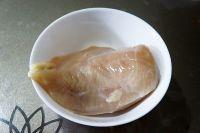 黄瓜镶鸡胸肉的做法步骤2